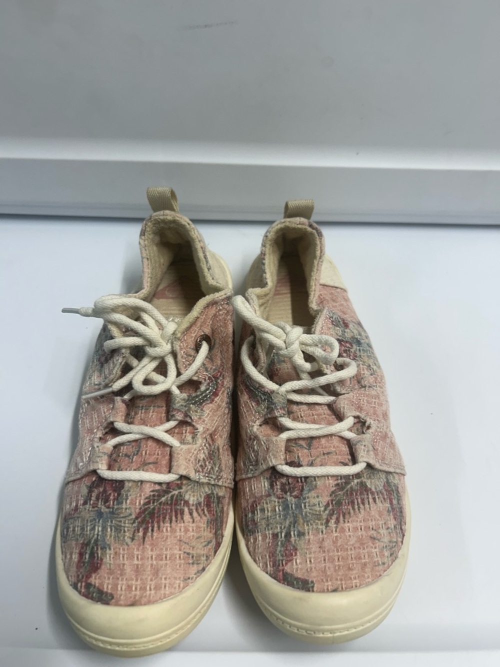 Roxy Brianna Tropical Hibiscus Pink Green Canvas Lace Sneaker Shoes Womens 7.5